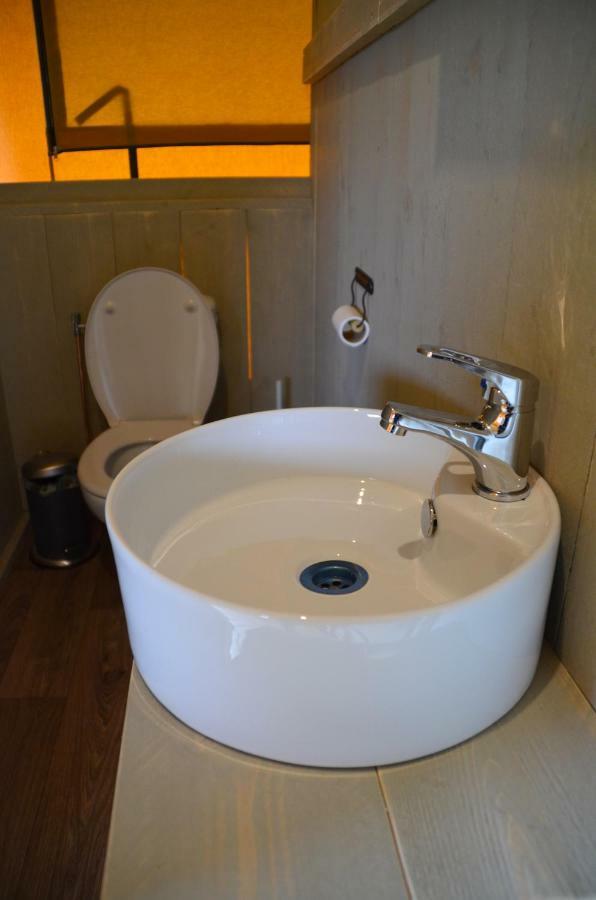 Hotel Jachthaven Nieuwboer à Bunschoten Extérieur photo